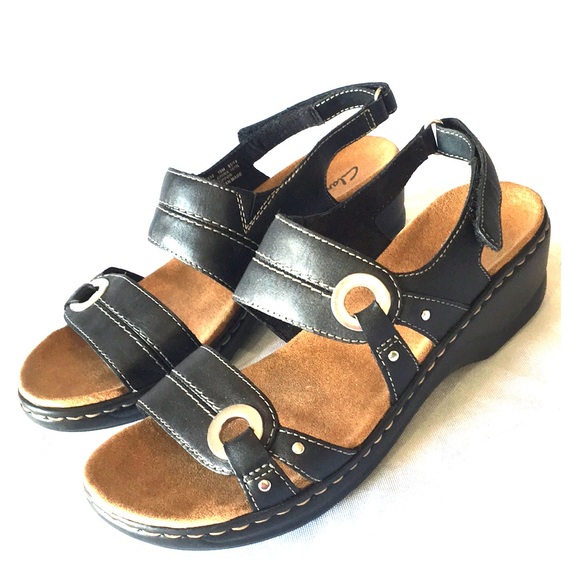 Clarks Shoes - 💥CLARKS EUC leather sandals